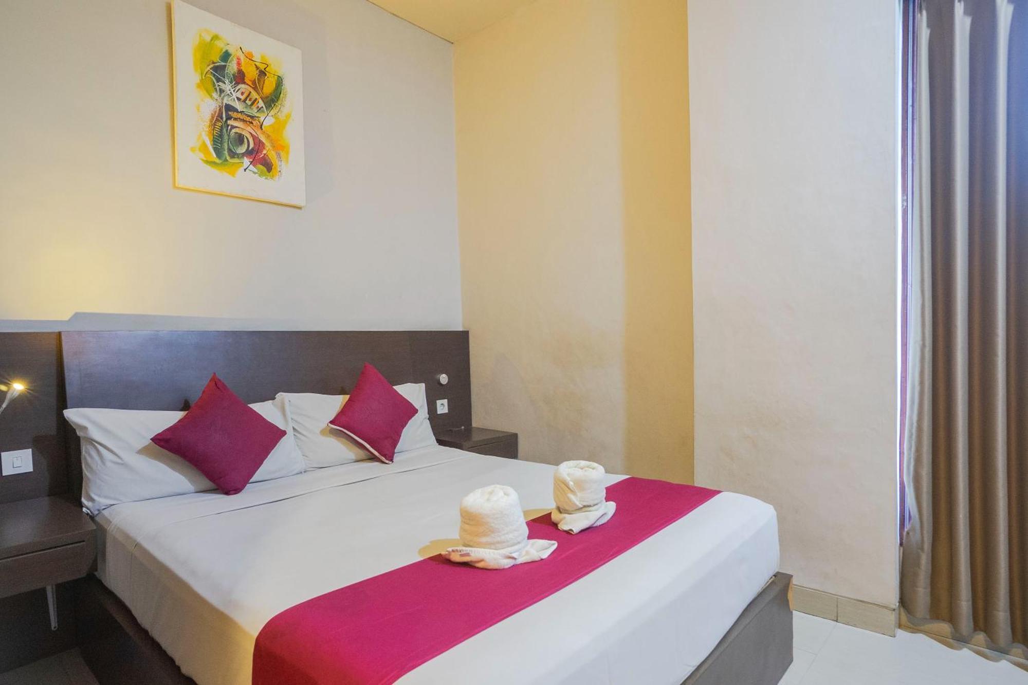 Akarsa Transit Hotel Sanur  Exterior photo