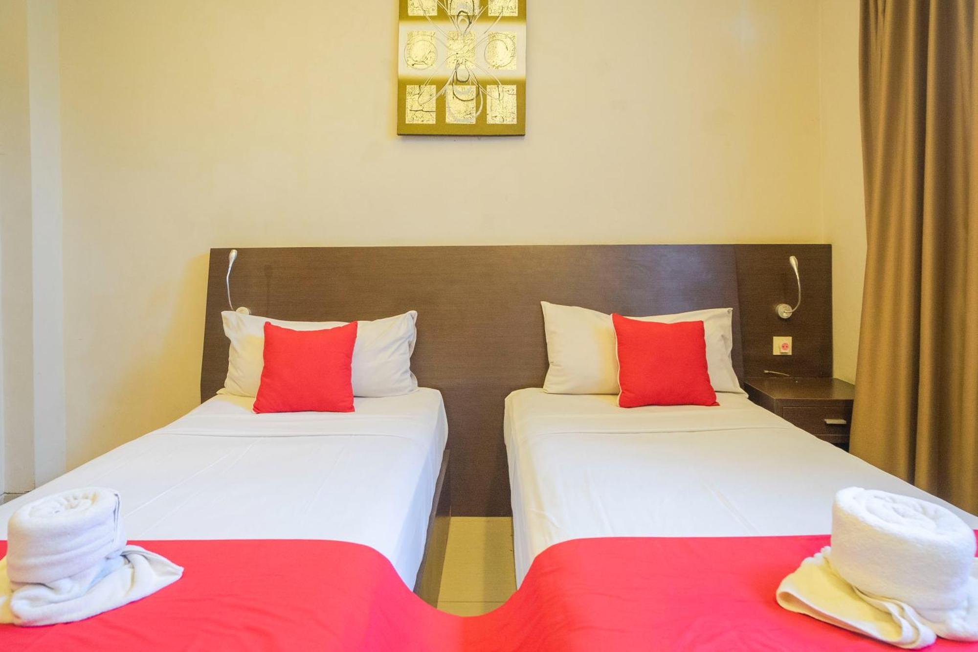 Akarsa Transit Hotel Sanur  Exterior photo