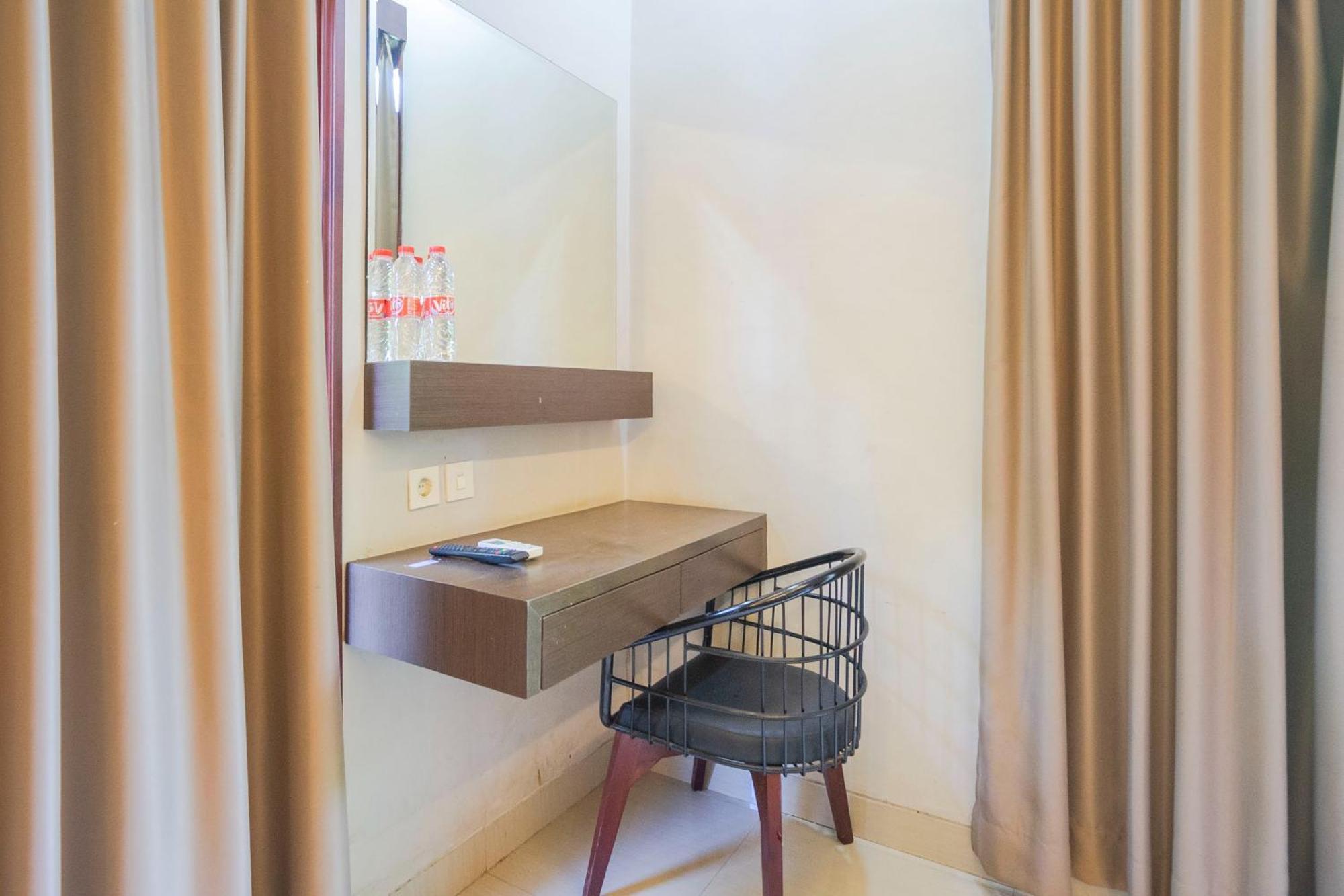 Akarsa Transit Hotel Sanur  Exterior photo