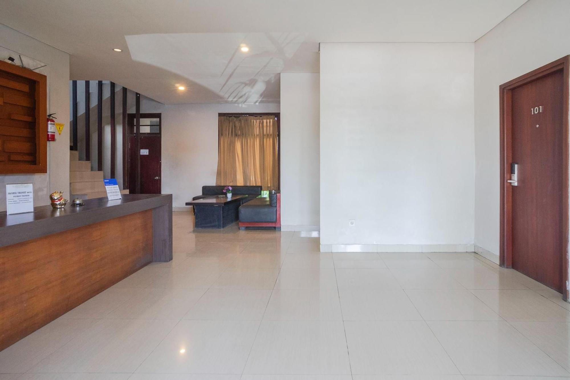 Akarsa Transit Hotel Sanur  Exterior photo
